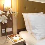 Rheinhotel Larus Hotell 4*
