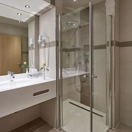 Hotell Rheinhotel Larus