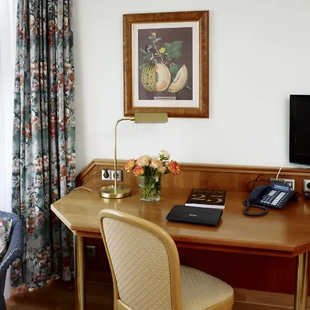Rheinhotel Larus 4*