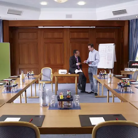 Rheinhotel Larus Hotell