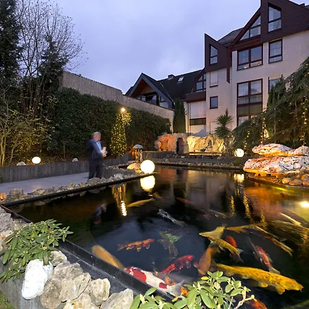 Rheinhotel Larus Hotel