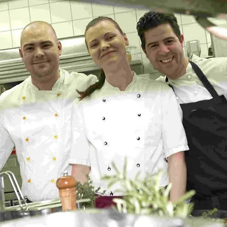Rheinhotel Larus Hotell
